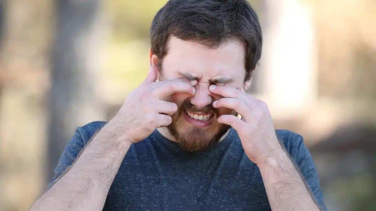 Understanding Dry Itchy Eyes: Causes, Symptoms, and Treatment