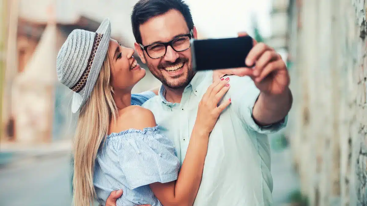 Signs a Guy is Really Turned On by You: Decoding His Subtle Cues