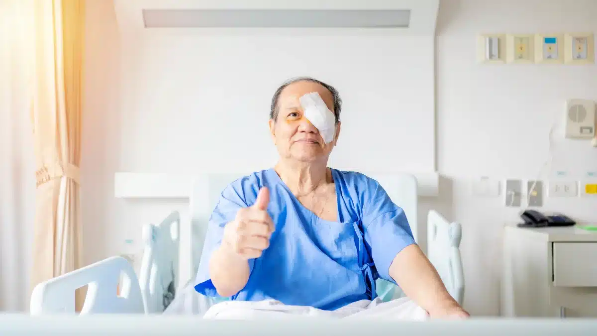 can cataracts come back